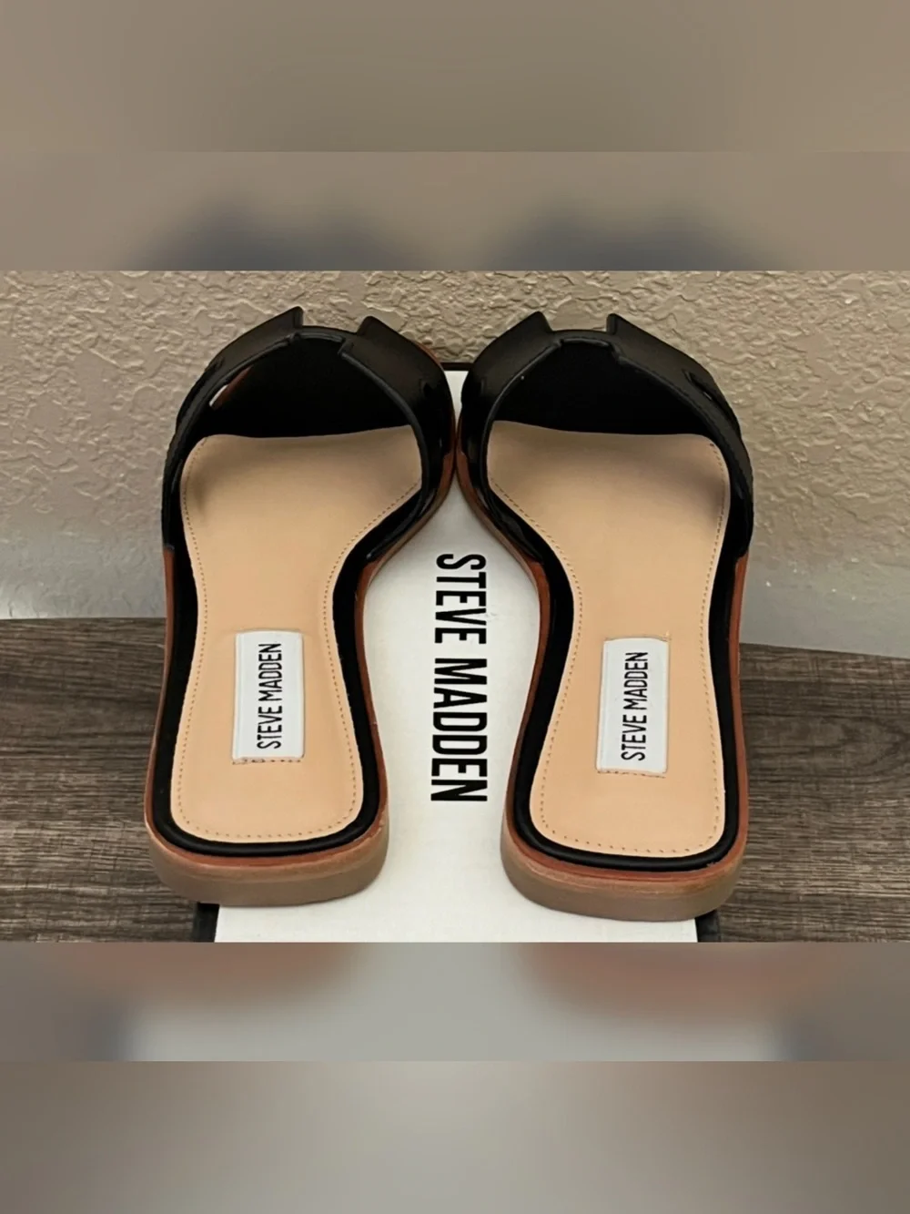 Steve Madden Hadyn Women’s Black Color Sandals Size-6.5